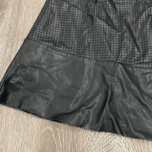 Lapis Faux Leather A-line skirt Size Medium - Picture 5 of 5